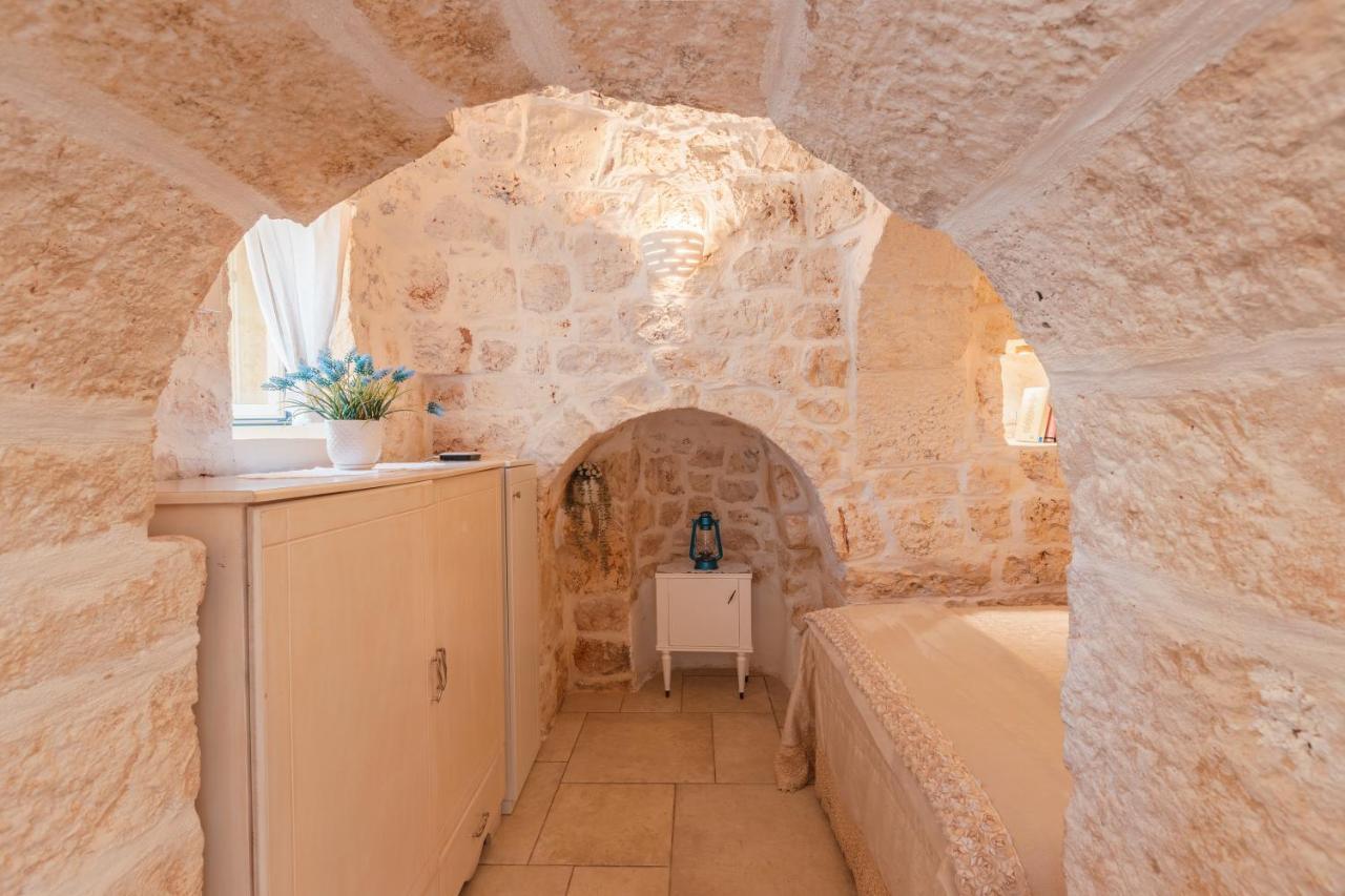 Trullo Milu Villa San Michele Salentino Exterior photo